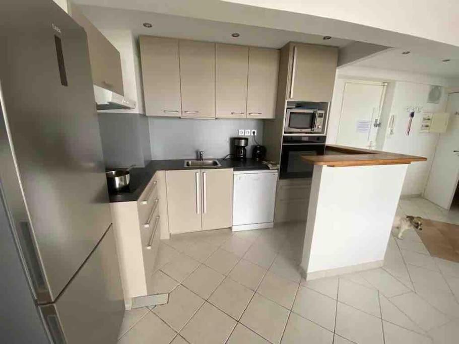 T3 Sur La Plage Vue Feerique Mer,Wifi, Parking Inclus , Clim Ла Сиота Екстериор снимка